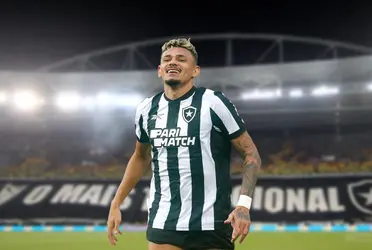 Atacante começou no banco, entrou no segundo tempo e marcou o gol de empate