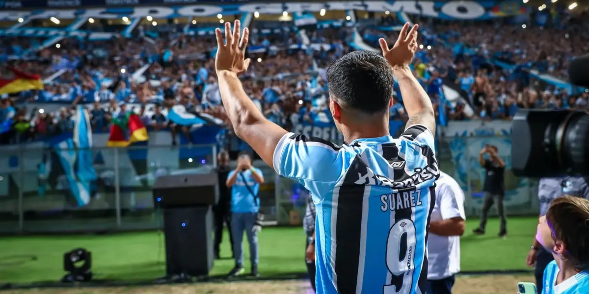 Centroavante de Copa do Mundo tem interesse em jogar no futebol brasileiro e pode tomar o espaço de Luís Suárez no Grêmio