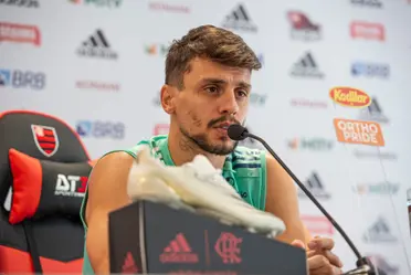 De saída, ídolo do Flamengo surpreendeu a todos com declaração sobre parar