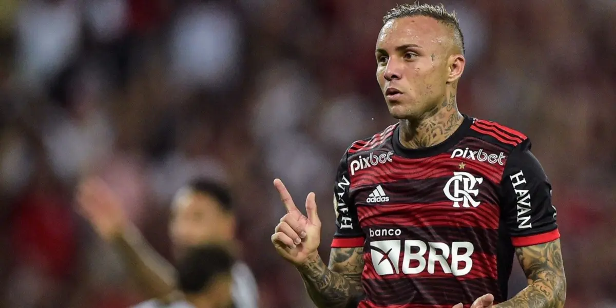 Em um jogo que começou tenso, Everton Cebolinho faz linda jogada para abrir o placar no Maracanã