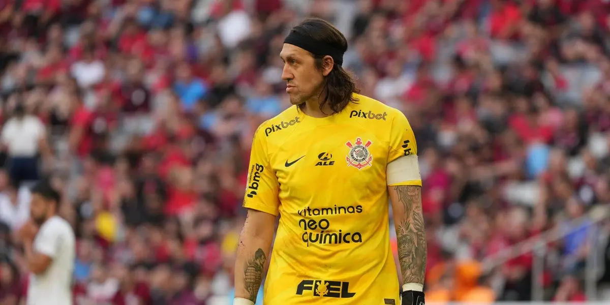 Goleiro acabou não conseguindo evitar gol do adversário no último minuto