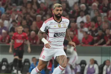 Jogador tem vivido má fase e é bastante criticado pela torcida