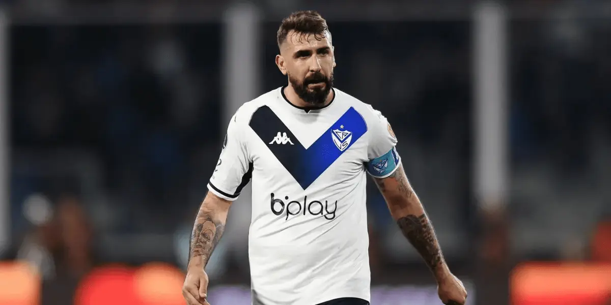 O atacante Lucas Pratto está livre no mercado de transferências