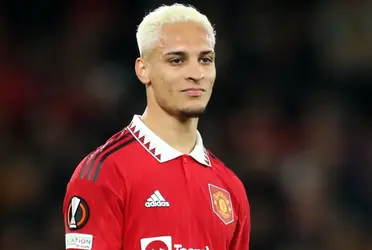 O brasileiro vem atuando de titular no Manchester United mas não convence a imprensa europeia