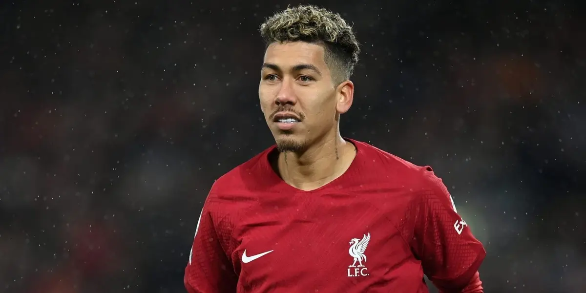 O jogador é considerado versátil, podendo atuar em diversas posições do ataque