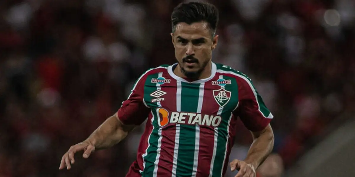 O jogador envolvido em um golpe de criptomoedas chega ao furação tentando fugir da tempestade