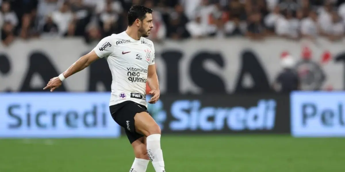 O jogador veterano perdeu espaço com Luxemburgo e deve deixar o Corinthians