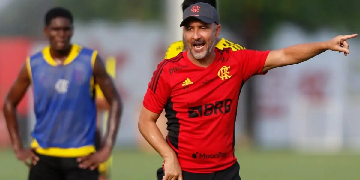 O português não consegue ajeitar o elenco que mostra deficiências e dificuldade de entrosamento