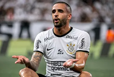 O presidente Duílio Monteiro Alves descartou qualquer possibilidade de ir atrás de grandes nomes do mercado para a vaga de Renato Augusto