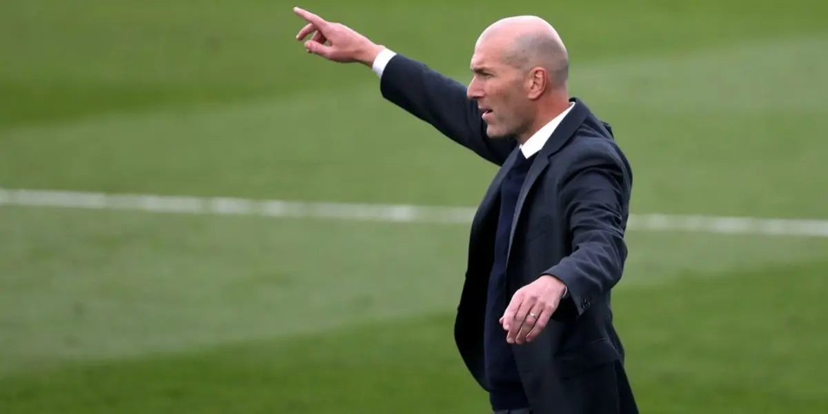 O técnico francês Zinédine Zidane se mantém tímido no mercado mas pode estar de casa nova nos próximos dias
