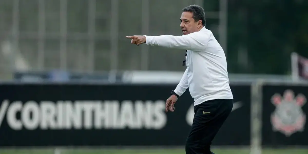 O treinador ainda não venceu na temporada e agora está sob extrema pressão no Corinthians