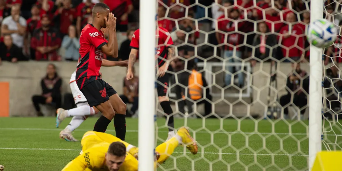 Personagem causa polêmica nas semifinais do torneio